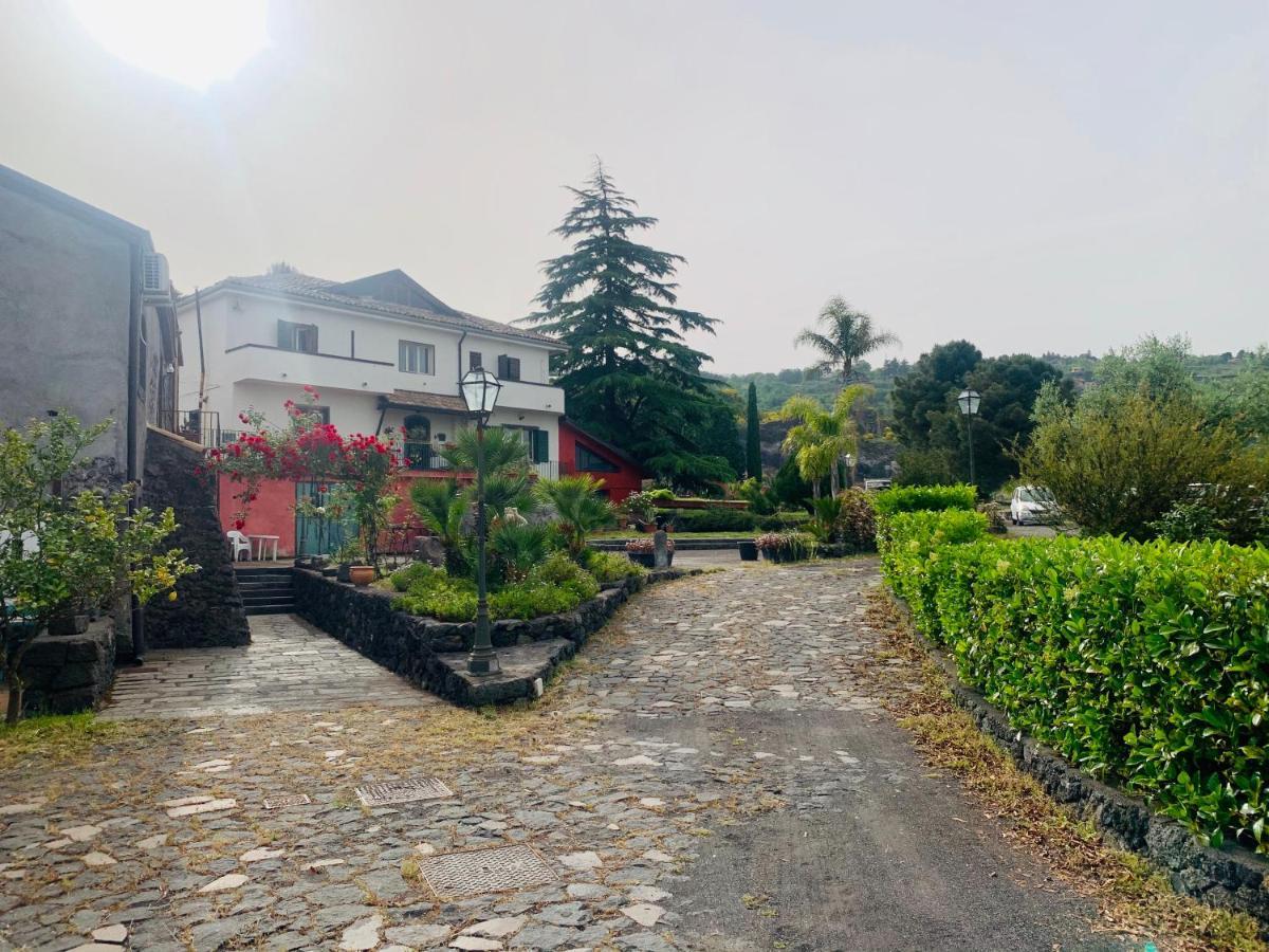 Villa Alessio - Case Vacanza Con Piscina Sull'Etna Puntalazzo Eksteriør bilde