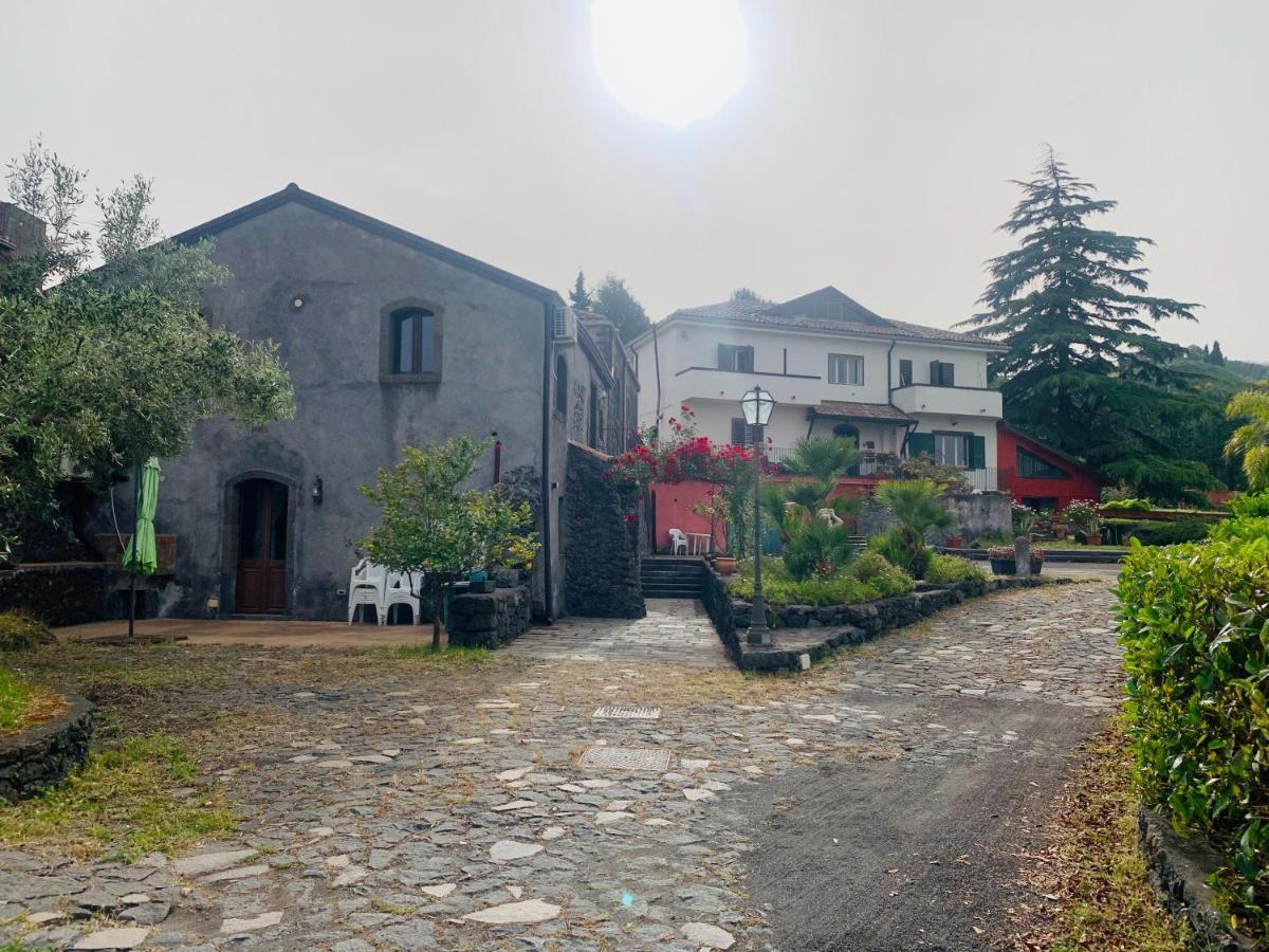 Villa Alessio - Case Vacanza Con Piscina Sull'Etna Puntalazzo Eksteriør bilde