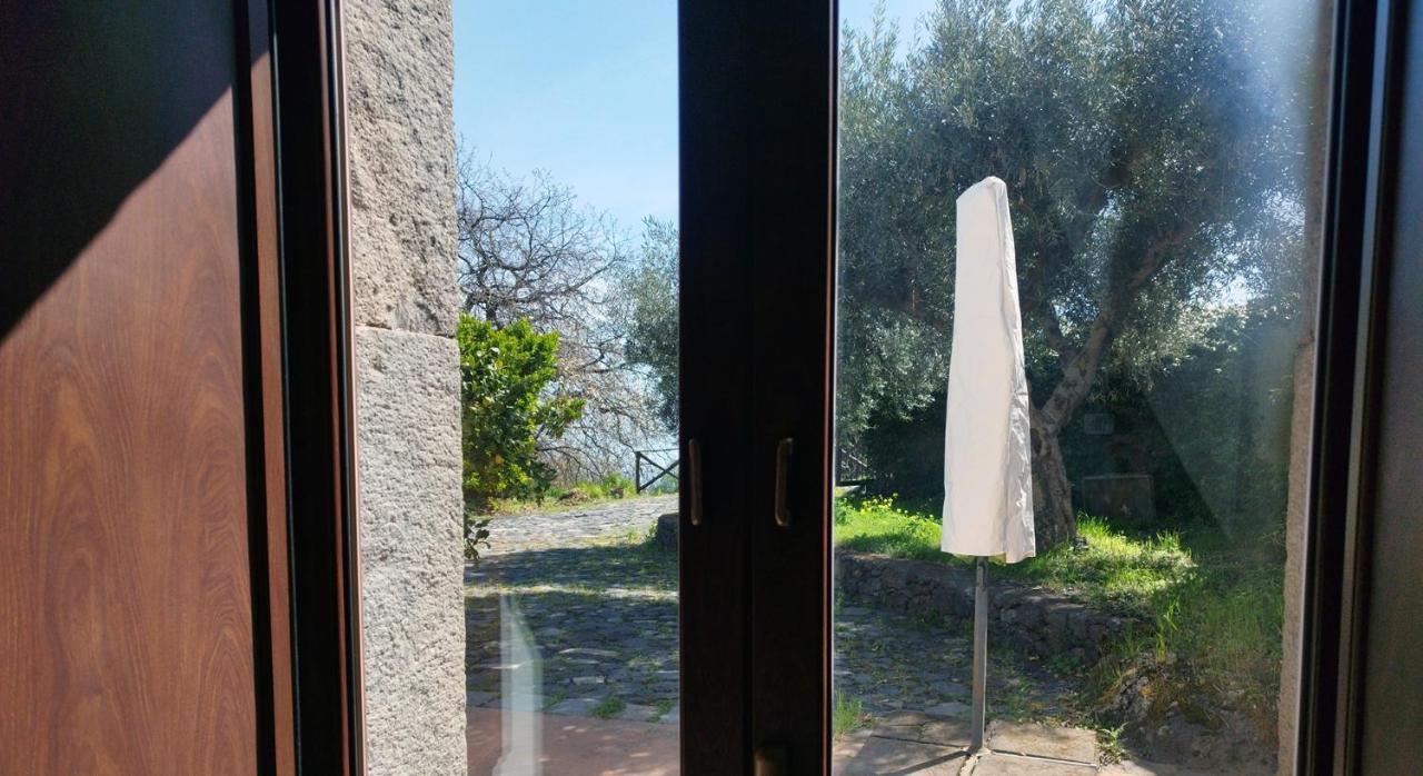 Villa Alessio - Case Vacanza Con Piscina Sull'Etna Puntalazzo Eksteriør bilde