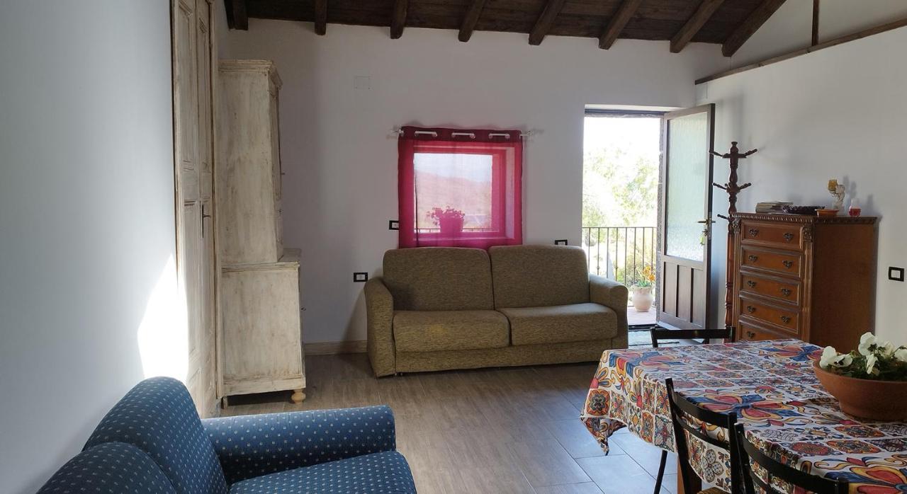 Villa Alessio - Case Vacanza Con Piscina Sull'Etna Puntalazzo Eksteriør bilde