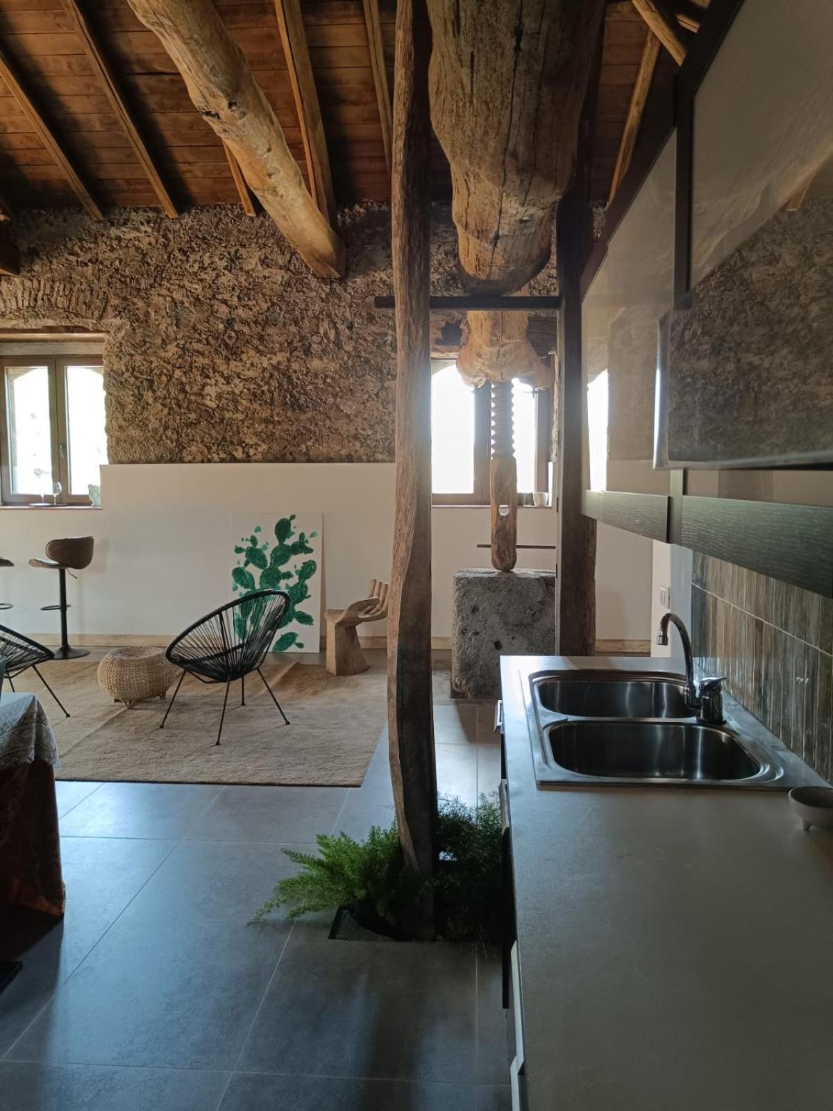 Villa Alessio - Case Vacanza Con Piscina Sull'Etna Puntalazzo Eksteriør bilde